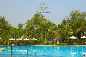 Отель Century Annex