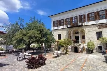 Hotelli Archontiko Kantartzi