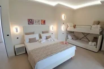 Huoneistohotelli Il Calabriano Villaggio Residence