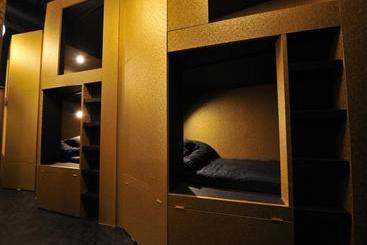 Cămin Khaosan World Namba