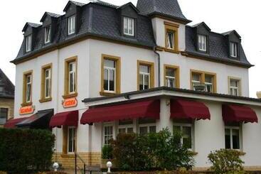 هتل Charly's Gare