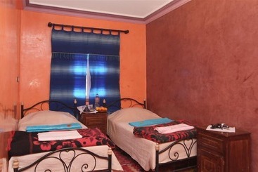 بنسيون Imlil Authentic Toubkal Lodge