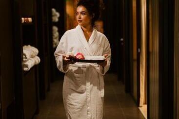 Privilege Hotel & Spa