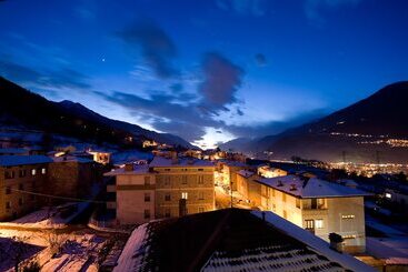 בית מלון כפרי Campelli