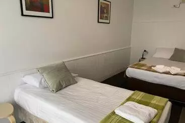 Meeniyan Motel