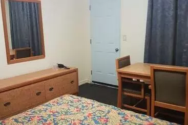Traveller S Choice Motel