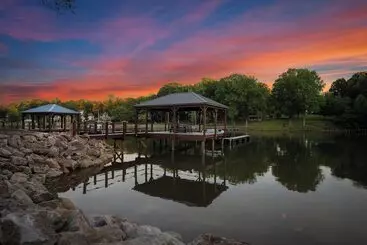 コテージ Blue Heron By Avantstay Lakefront, Dock, Pool, Theater Sleeps 22