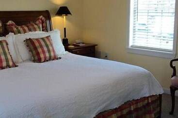 Bed and Breakfast The Essex Inn