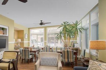 Hotel Avenue Inn & Spa