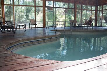 منتجع Quinta Los Azufres