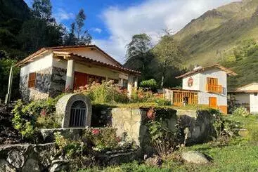 Albergue Casa De Piedra   Vaquería