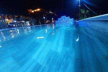 Отель Khách Sạn đại Dương