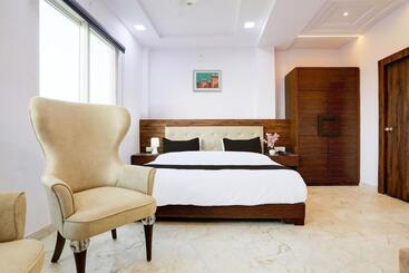 Oyo Hotel Lords Valley