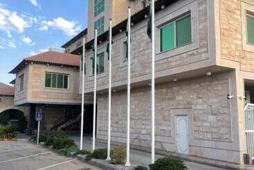 فندق الحنوة