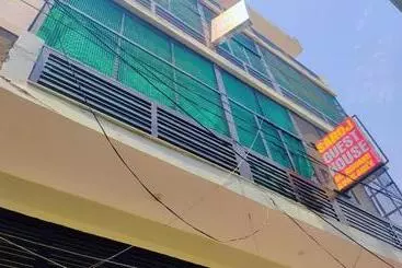 Majatalo Saroj Guest House
