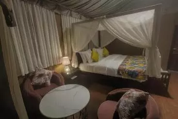 リゾートホテル Mukshwaa By Riverside