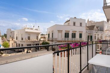 Bed and Breakfast La Finestra Sui Trulli