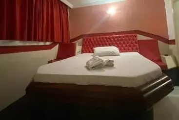 Hôtel Lets
