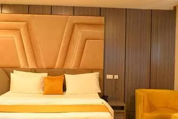 هتل Santino Grand Luxury
