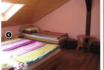 Majatalo Penzion U Kuldana