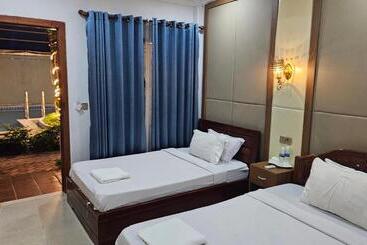 פנסיון River View Bangulow & Restaurant