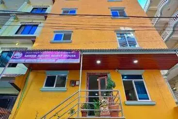 پانسیون Sanjie Bhumi Guest House
