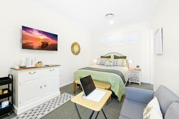 Bed and Breakfast Room 4 Two