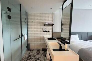 Hotel Ningbo Wanda Moments