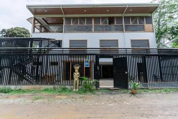 Aparthotel Studio With Ac, Smart Tv, Kitchen, Bath Pool 4