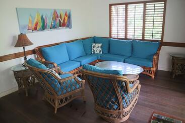 Bed and Breakfast Turtle Beach House