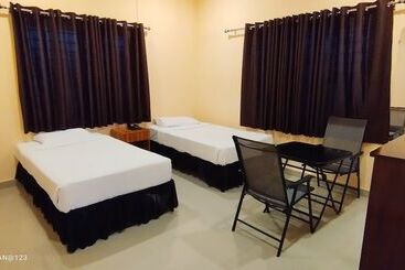 リゾートホテル The Wave International