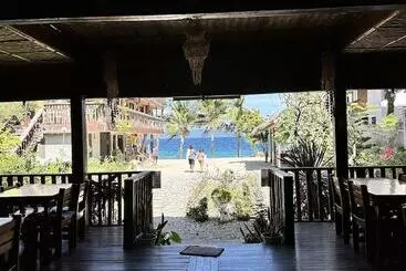 Aamiaismajoitus (B&B) Bamboo House Beach Lodge & Restaurant
