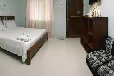 Gumleaves Hotel Barreto