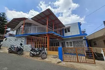 ペンション The Happy Home Stay At Ooty
