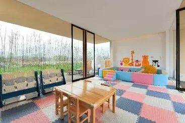 Blossom Hill Hotel Changxing Yishui