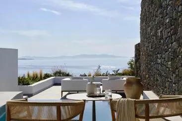 Deos Mykonos   A Myconian Collection