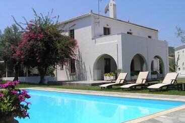 Villa Irini