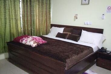 Pensjonat Krobia Executive Lodge