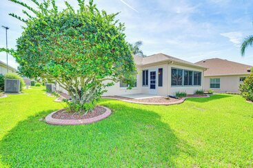 Mökkimajoitus Pet Friendly Home In The Villages W/ Private Lanai