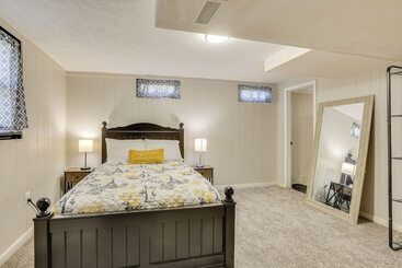 بيت ريفى Spacious Omaha Home W/ Patio & Yard, Pets Welcome!