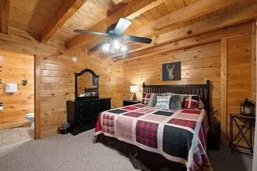 Mökkimajoitus Deer Park Lodge