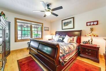 بيت ريفى Idyllic Sylva Cabin W/ Great Smoky Mountains View!