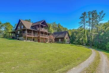 Vidéki Ház Quiet Family Cabin In Hamden: Hot Tub + Game Room!