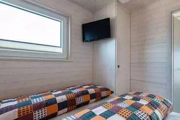 Houseboat Harmony