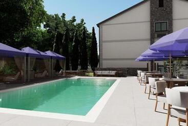 호텔 The Wave At Marblehead