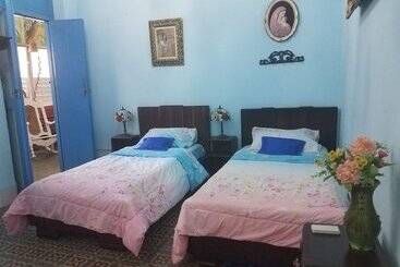 پانسیون Hostal La Preferida