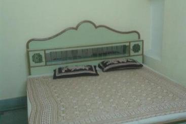 住宿加早餐 Raj Mahal Guest House