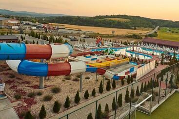 فندق Miraj Resort