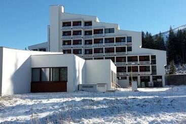 Hotel Sorea Marmot