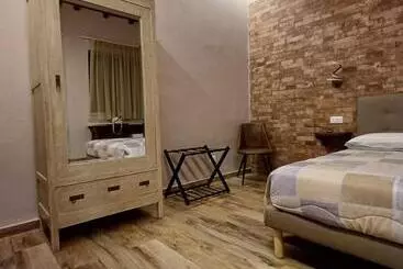 ベッドアンドブレックファースト Da Rossella